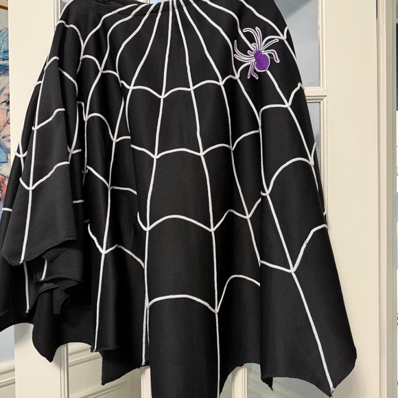 Spider Web Costume with Wig included, NWOT - Picture 2 of 3